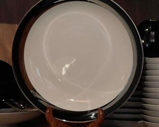 Gemini by Tradition Platinum and Black China Set