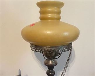 Lovely Brass & Glass Table Lamp