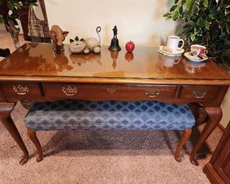 Queen Anne Desk, Entry, or Sofa Table. Queen Anne Bench