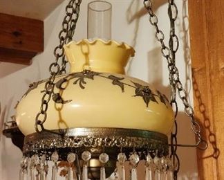 Hanging oil lantern  