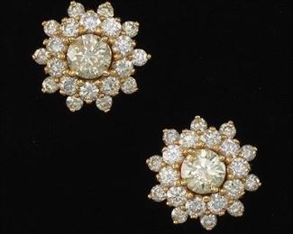A Pair of Diamond Cluster Earrings 