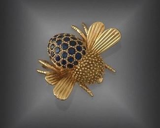Charles Turi Exceptional Vintage Gold and Blue Sapphire Bumble Bee Pin Brooch