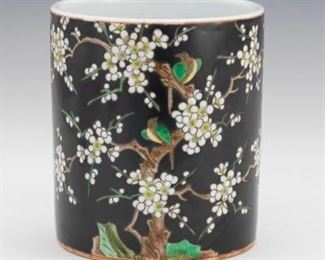 Chinese Famille Noir Bitong Brush Holder