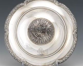 French 950 Sterling Silver Belle Epoque Lid, ca. 19th Century 