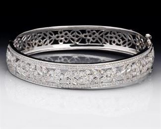 Ladies Diamond Flower Design Bracelet 