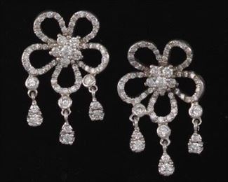 Ladies Diamond Flower Earrings 