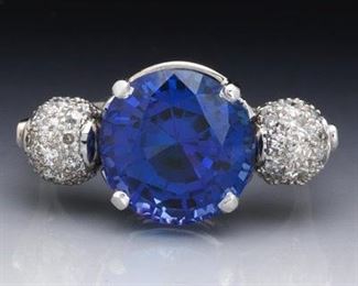 Ladies Gold, 8.20 ct Tanzanite and Spinning Diamond Balls Fashion Ring 