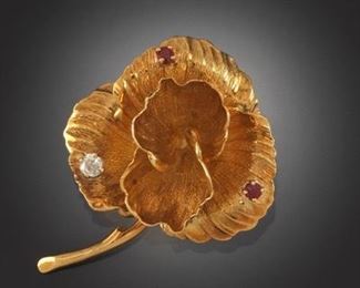Ladies Gold, Diamond and Ruby Floral Pin Brooch 