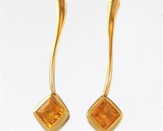 Ladies Pair of MCM Style Gold and Amber Citrine Fashion Earrings 