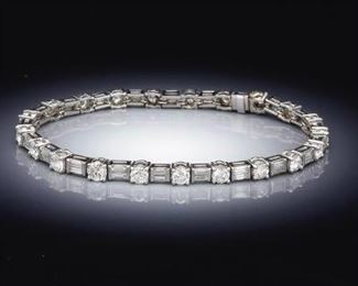 Ladies Retro Platinum and Diamond Tennis Bracelet 