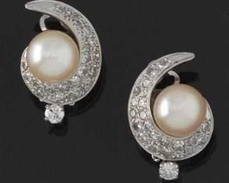 Ladies Vintage Pair of Gold, Pearl and Diamond Crescent Moon Earrings 
