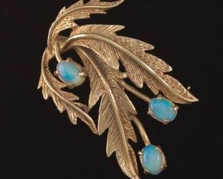 Vintage Gold and Opal Brooch 