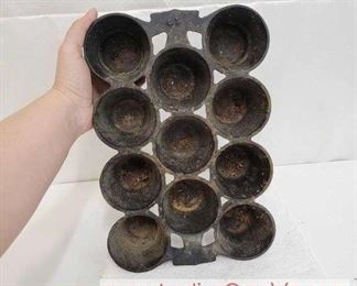 Cast Iron Muffin Pan