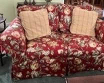 Broyhill cushy love seat 65"L x 37"D x 32"H
