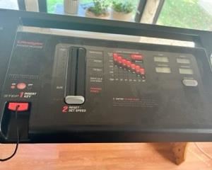 Treadmill panel controls