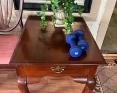 Matching table, weigh set (5 lb.), more artificial greenery