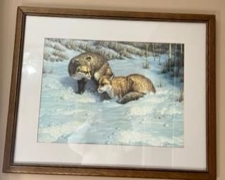 LOTS of wall art. LOTS. 