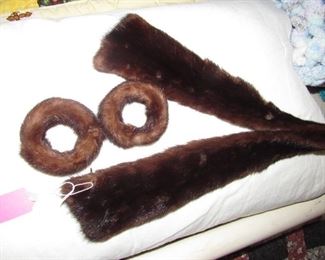 Mink scarf & cuffs