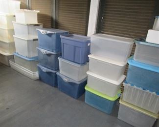 Lots of totes for sale