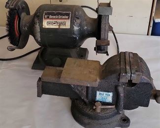 009 Grinder And Vise
