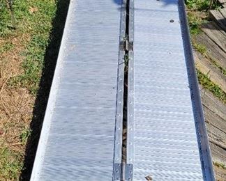 Briefcase Style Ramp