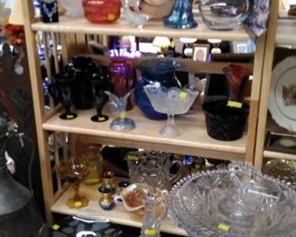 Assorted art glass, Fenton items