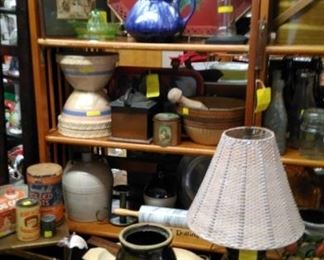 More primitive kitchen items. 