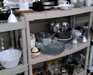 Yet more kitchen items for your holiday meals.