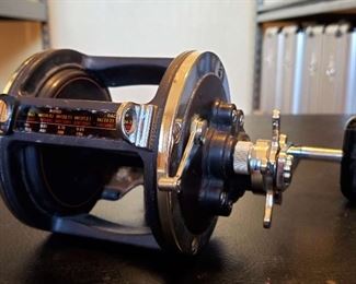 Daiwa Sealine 600H Saltwater Baitcasting Reel Japan