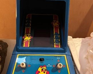 Vintage 1983 Coleco MS Pac-man Tabletop Arcade Video Game 2395 Midway Tested Rare