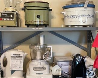 Rival Crockpot with 2 lids, Crockpot slow cooker, food processor, electric can opener