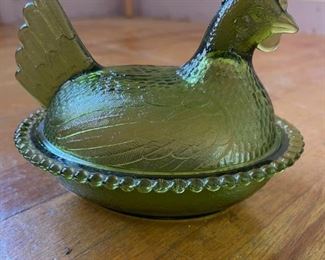 Vintage Indiana glass hen on nest