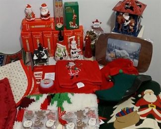 Christmas Home Decor Lot