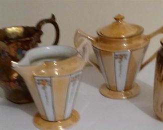 Decorative Porcelain Lot