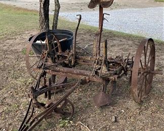 ANTIQUE PLOW YARD ART 