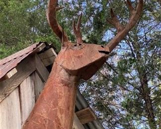 VERY LARGE METAL DEER