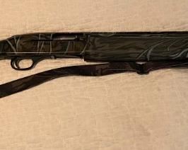 MOSSBERG MODEL 5500 MK ll SEMI AUTO 3 1/2" MAGNUM.  CASH ONLY FOR GUN SALES.