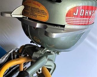 ABSOLUTELY GORGEOUS 1941 RESTORED JOHNSON SEA HORSE OUTBOARD MOTOR. I THINK IT'S A TD15. IT IS DEFINATELY A SHOW PIECE AND BELONGS IN SOMEONES TREASURE TROVE MANCAVE ON DISPLAY.