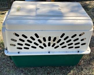 VERY LARGE DOG CRATE.