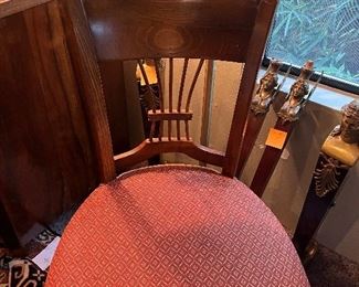 $200 set of six breakfast chairs 22 inches wide by 22 inches deep by 36 inches high