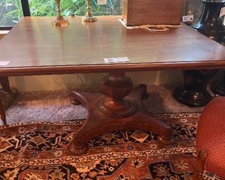  Another view of the Georgian breakfast table