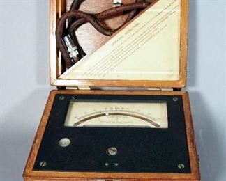 Antique Technical Associates Chirometer/Chiropractic Thermocouple In Wood Box