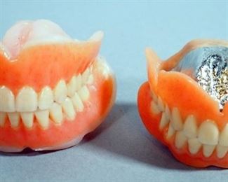 Vintage Denture And Dental Bridge Display, Qty 6 Pieces Total