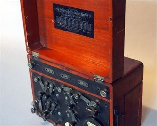 The Chloride Of Silver Dry Cell Battery Co. Quack Medical Device, In Wood Hinged Box