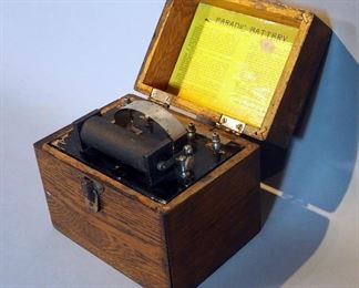 Antique Mrs. O. S. Fowler Chumos Faradic Battery Quack Medical Device In Wood Hinged Box