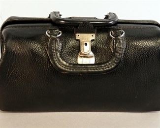 Vintage Kruse Pebbled Leather Cowhide Doctors Bag, 6" x 13" x 5"