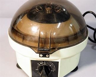 Becton Dickinson Adams Compact II Centrifuge, Model 0225