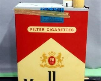 1970s Marlboro Filtered Cigarettes Outdoor Three-dimensional Lighted Sign, 50" x 24" x 10", Need Repair, Missing One Cigarette