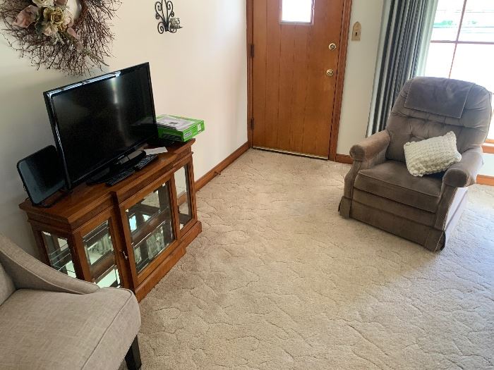 West Allis Estate Sale in Milwaukee, WI starts on 10/28/2022