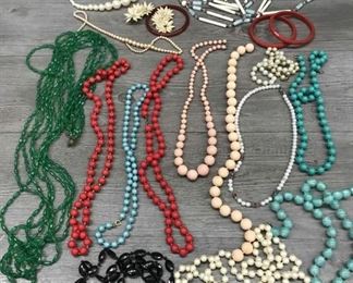 Vintage beaded lot with warm tones $40
Lot V6